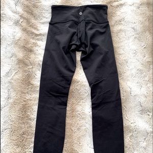 lululemon black leggings